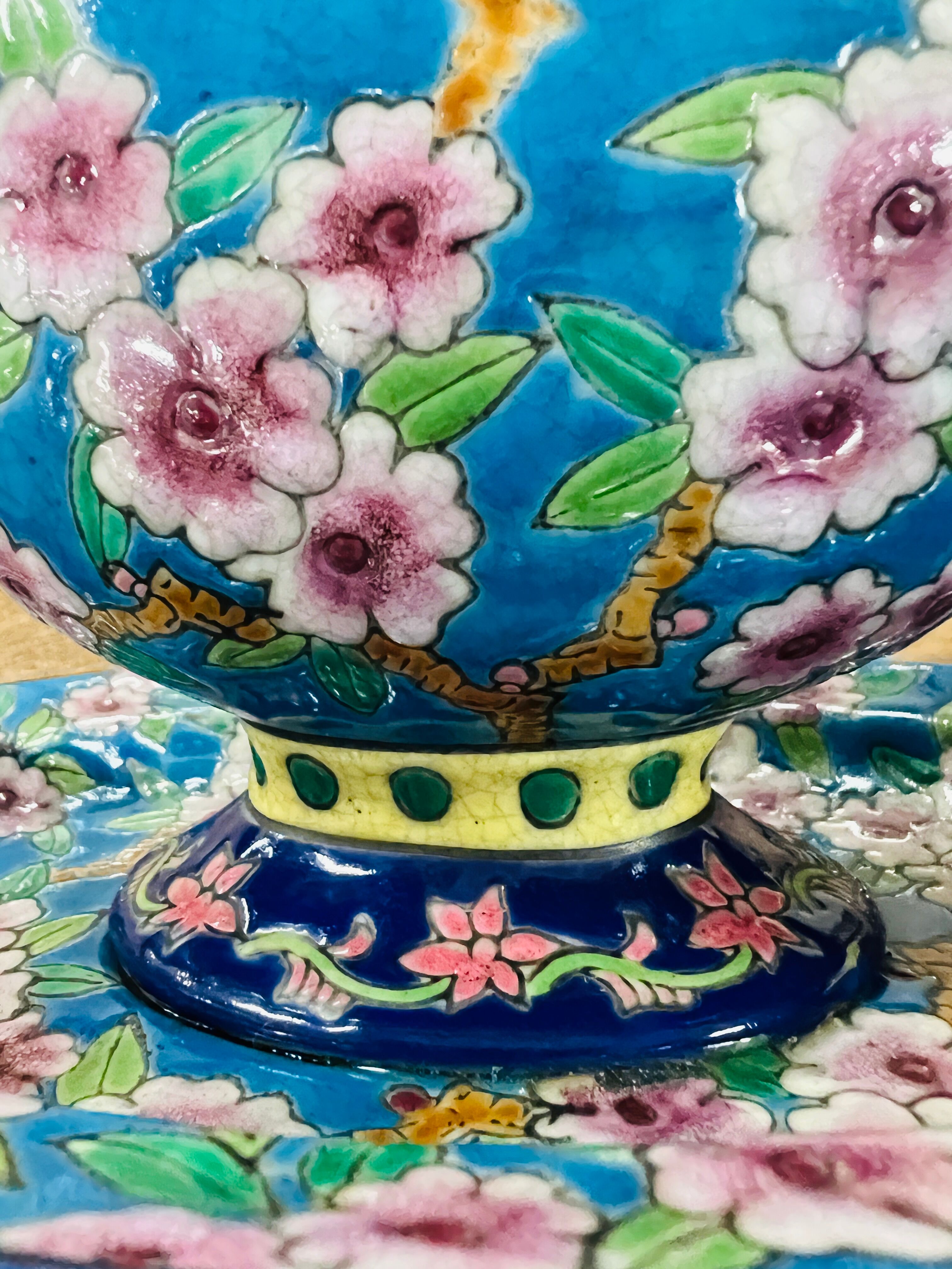 Antique saucière with support, Louvière