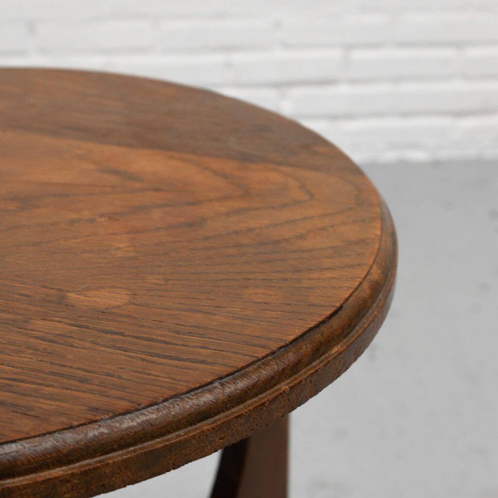 Table d'appoint de l'école néerlandaise d'Amsterdam, années 1920