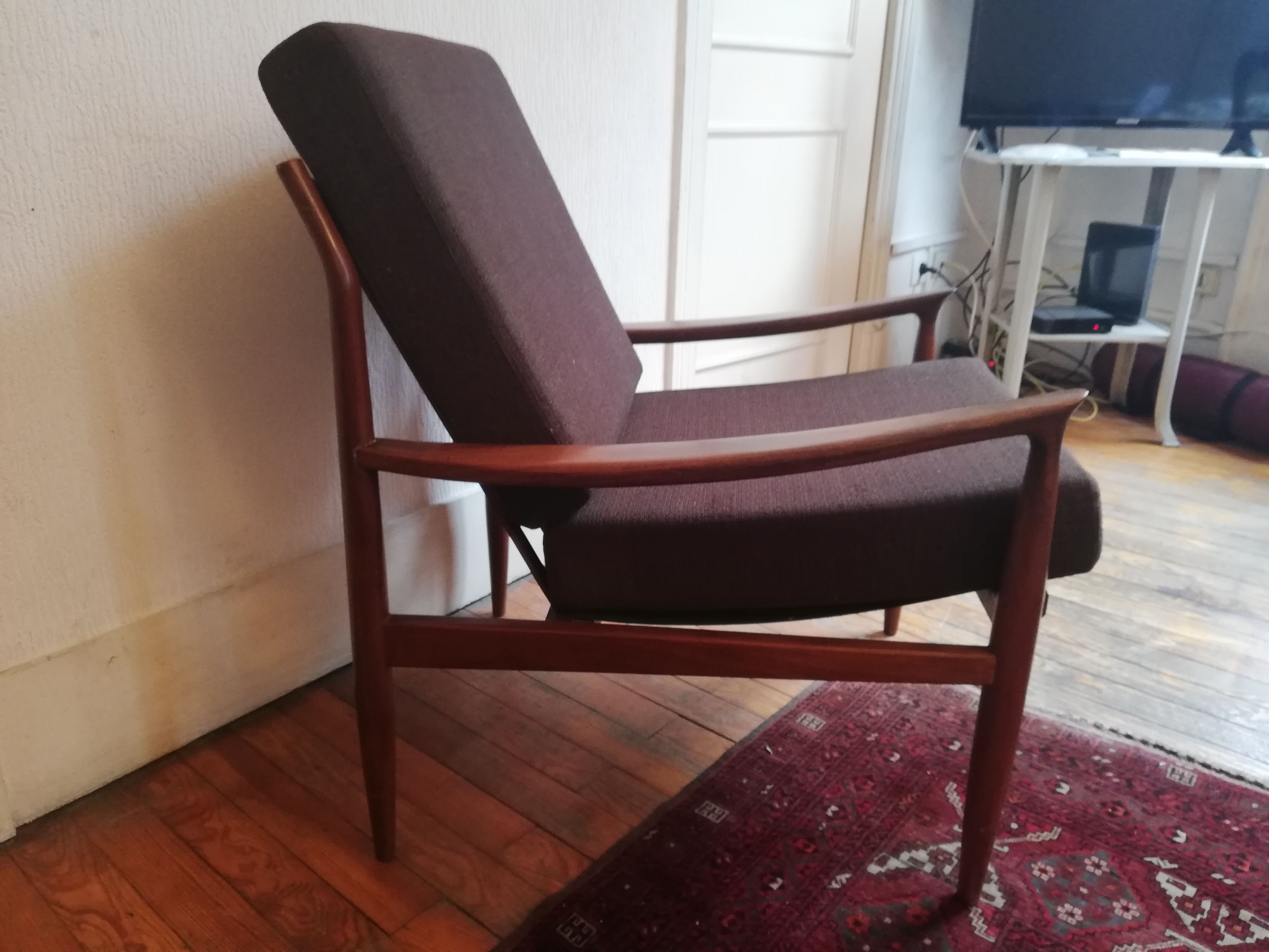 Scandinavian armchair in teak 1960