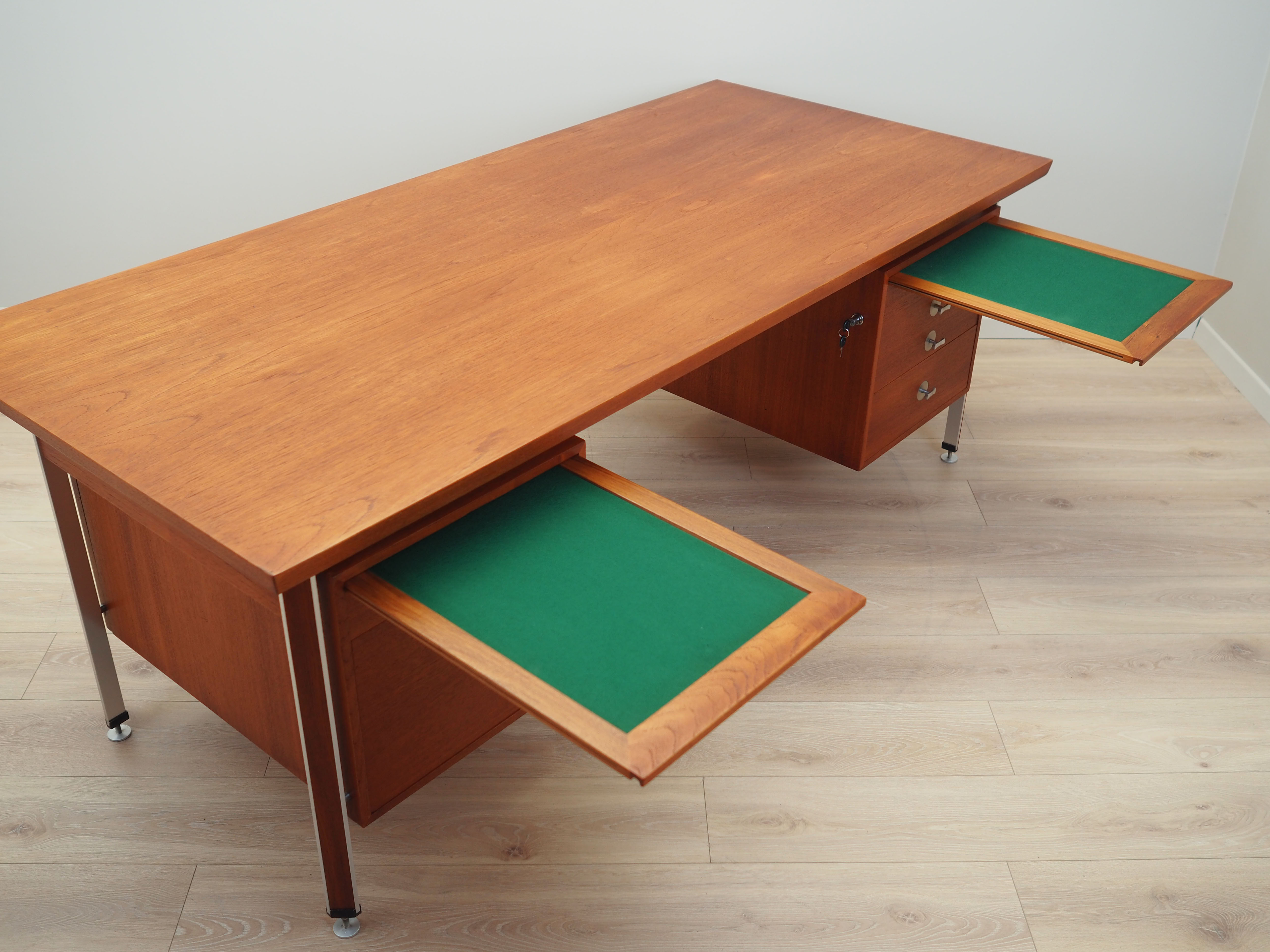 Teak desk, Danish design, 1970s, designer Finn Juhl, manufacturer France & Son
