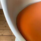 Space age 70s swivel tulip foot chairs