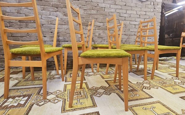 Lot de 8 chaises scandinaves année 1970