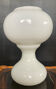 Lampe champignon Space Age en verre opalin blanc