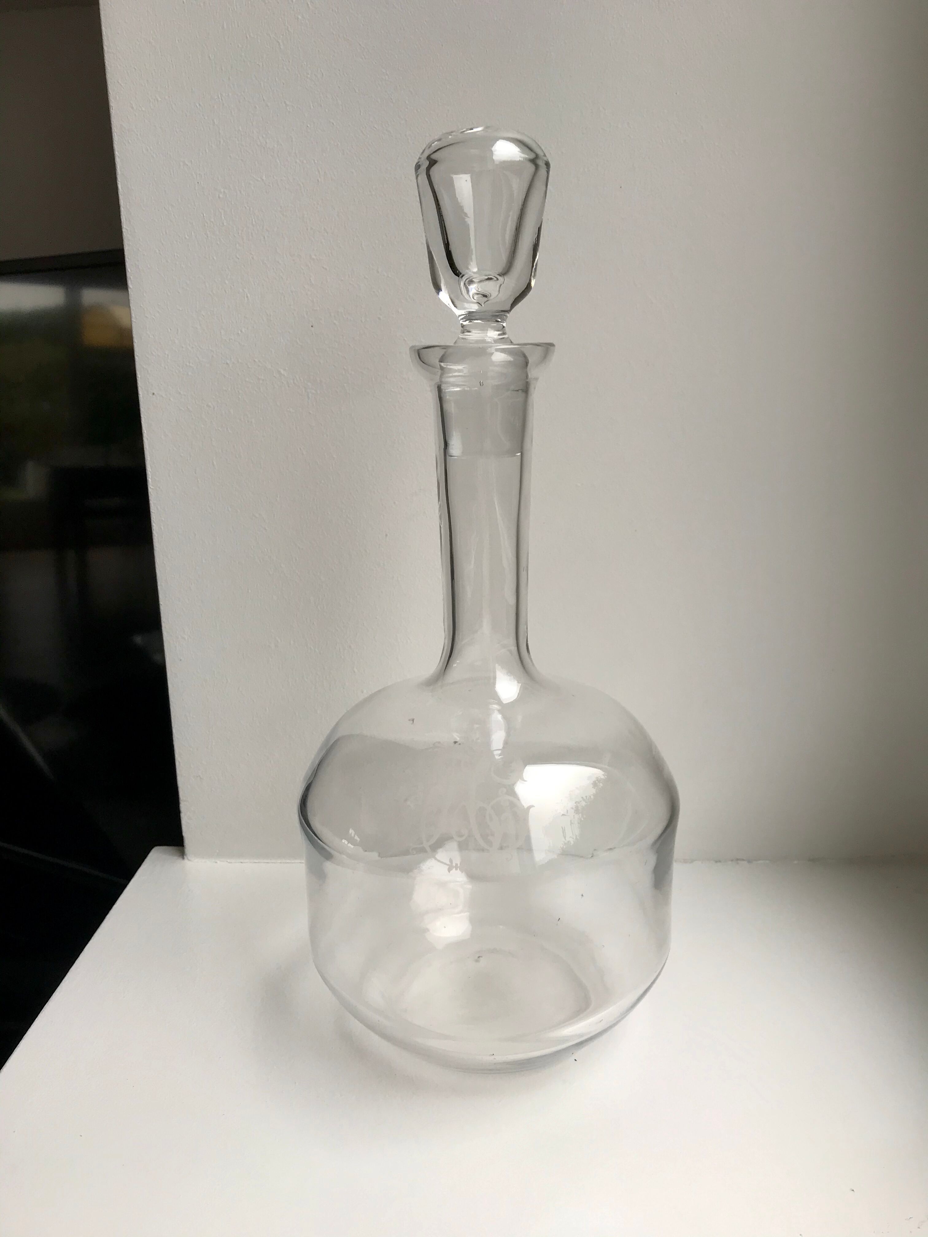 old crystal decanter monogram "H" early twentieth century