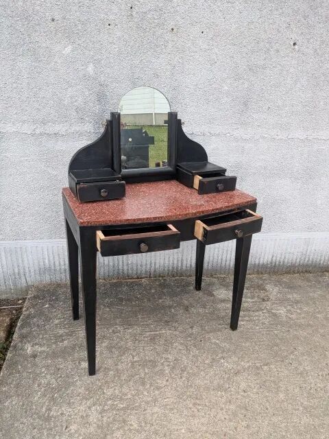 Antique dresser, vanity table