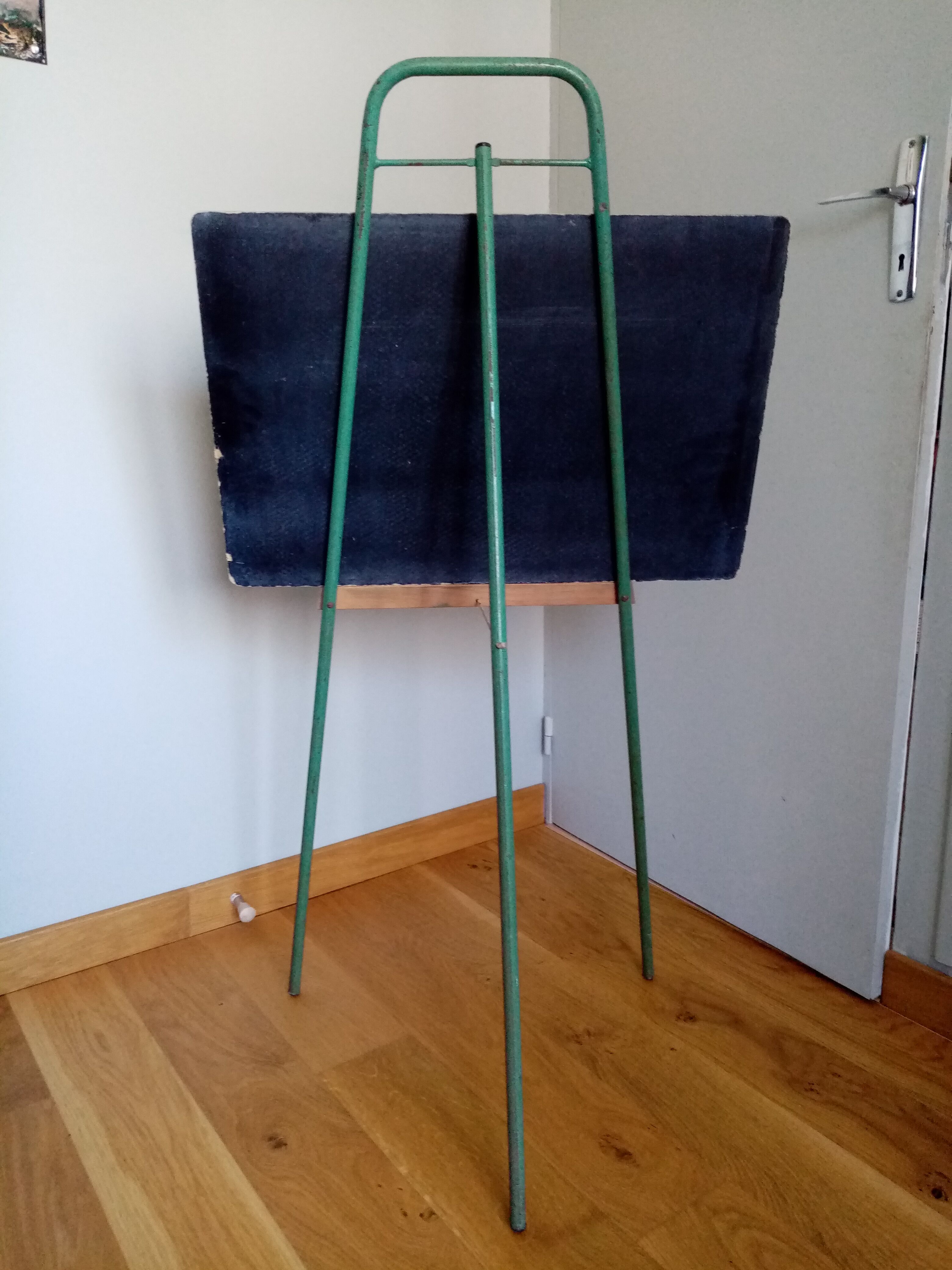 Schoolboy slate table on foot