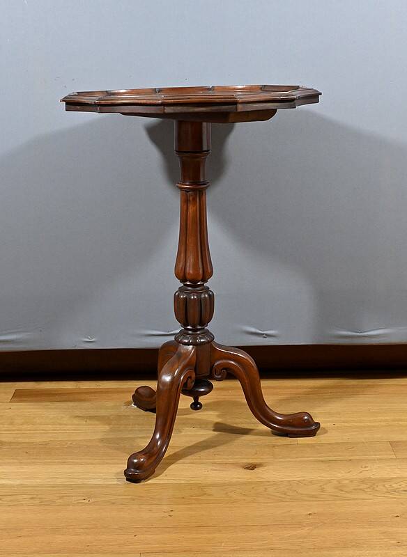 Mahogany Tripod Pedestal Table, Louis Philippe Style – 2nd half of the 19th century