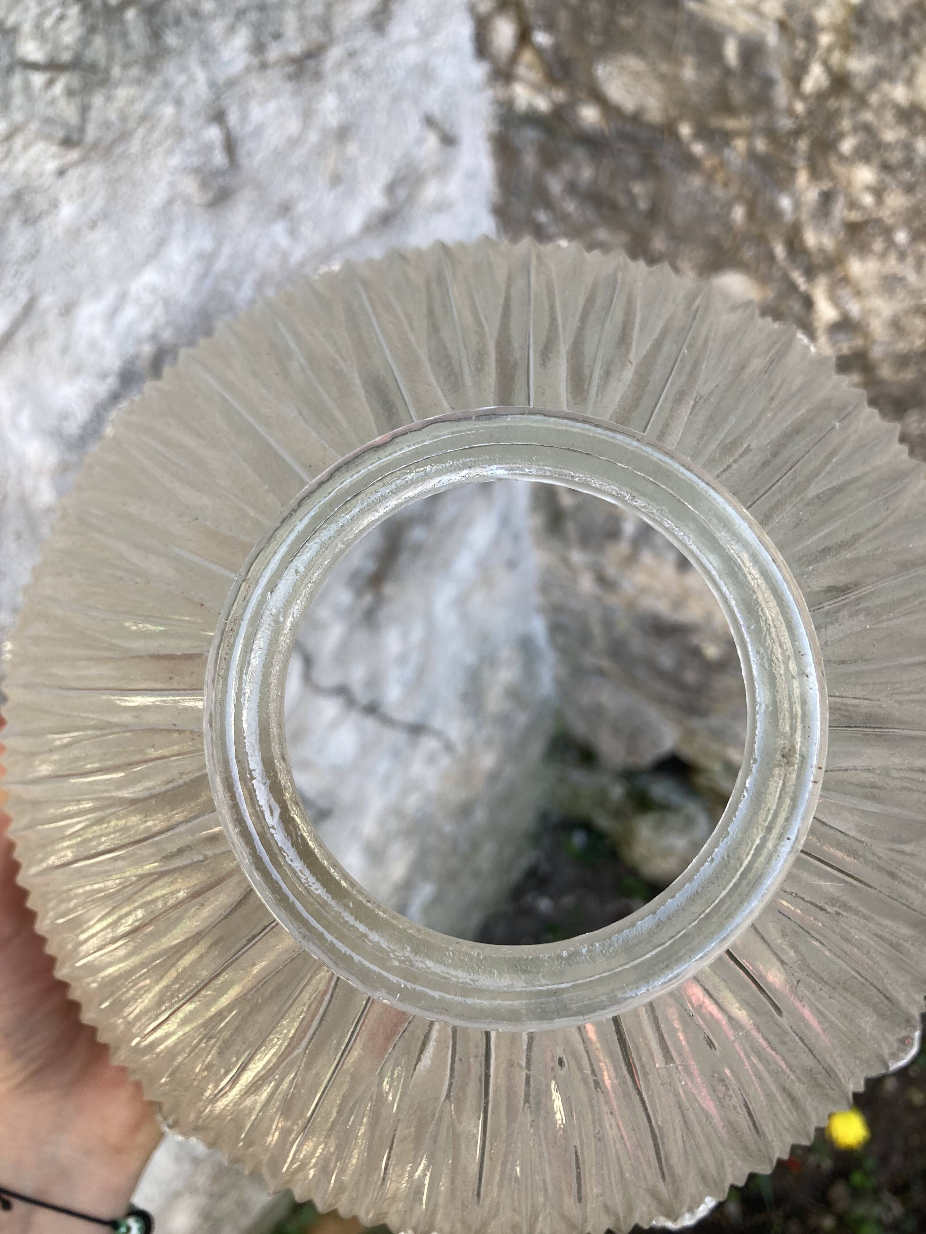 Abat jour en verre vintage