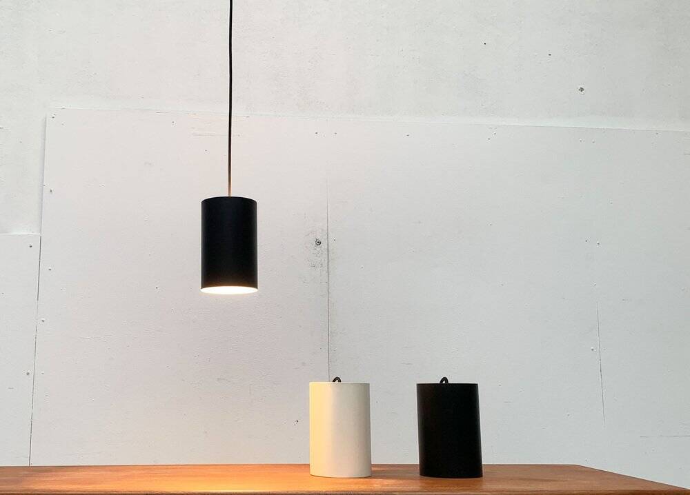 Minimalist cylindrical pendant light from the mid-century in metal by Eila & John Meiling for Louis Poulsen, set of 3.