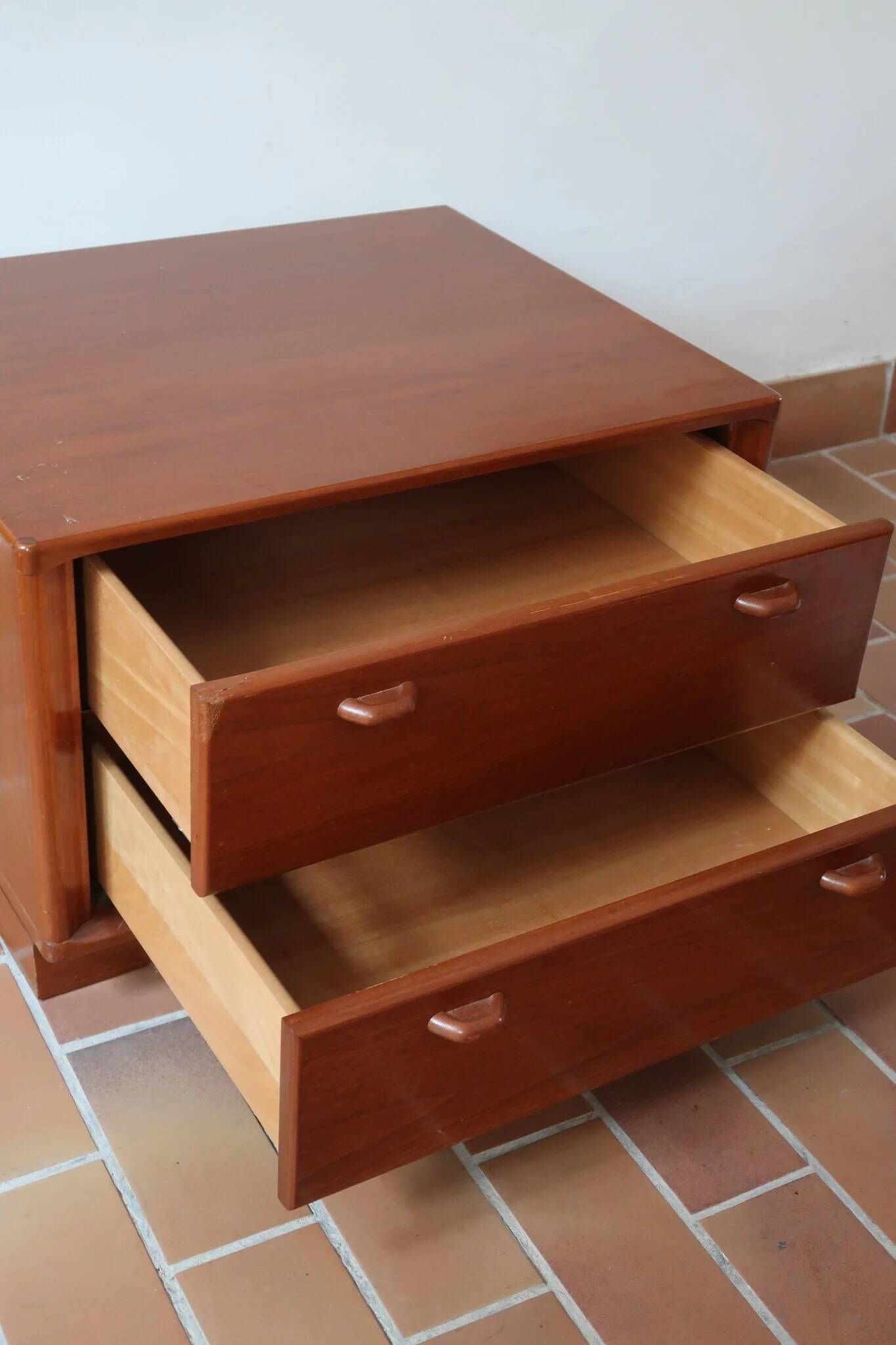Small piece of furniture with 2 drawers in teak, bedside table or end table.