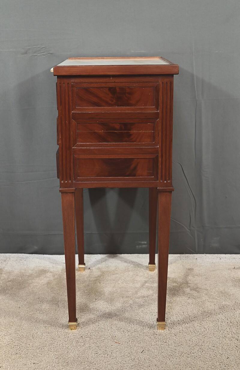 Small Mahogany Chest of Drawers, Louis XVI Style – Part 2 of the 19th Century