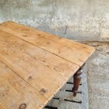 Antique dining table 92 x 154 cm