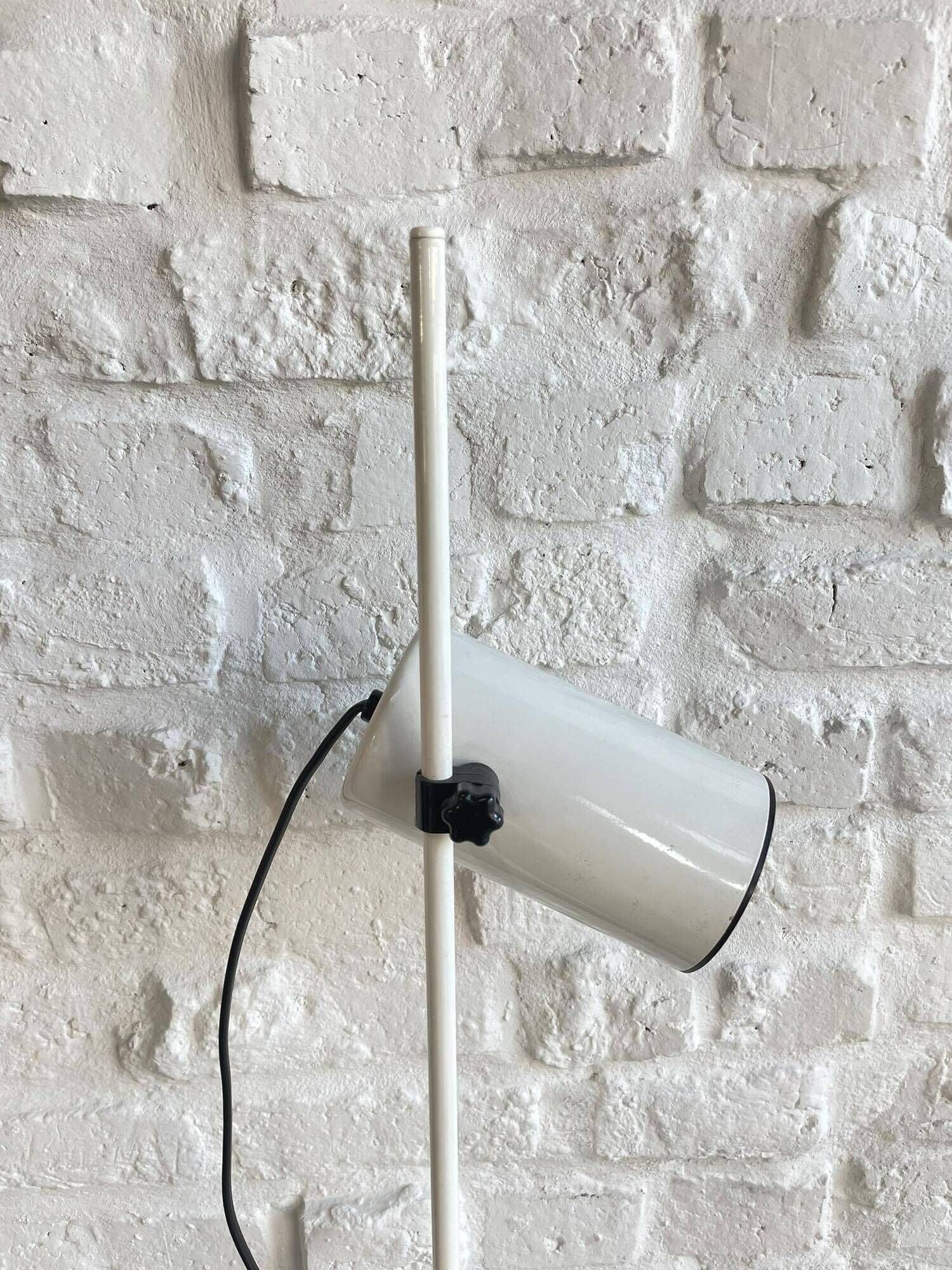 Floor lamp with a vintage tubular spot from the 70s/80s
