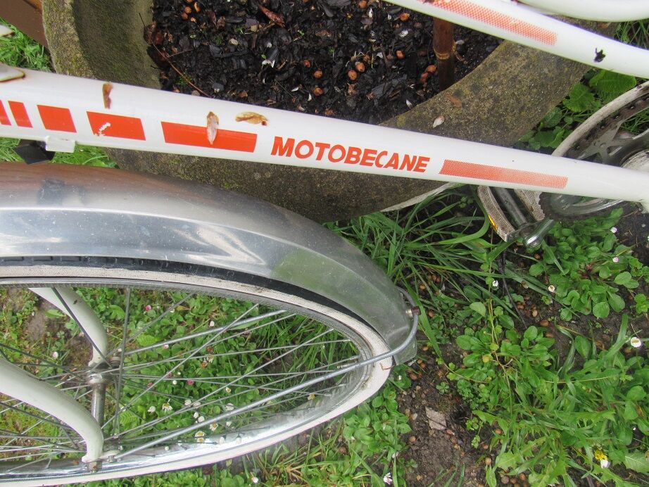 Vintage white bike Motobécane