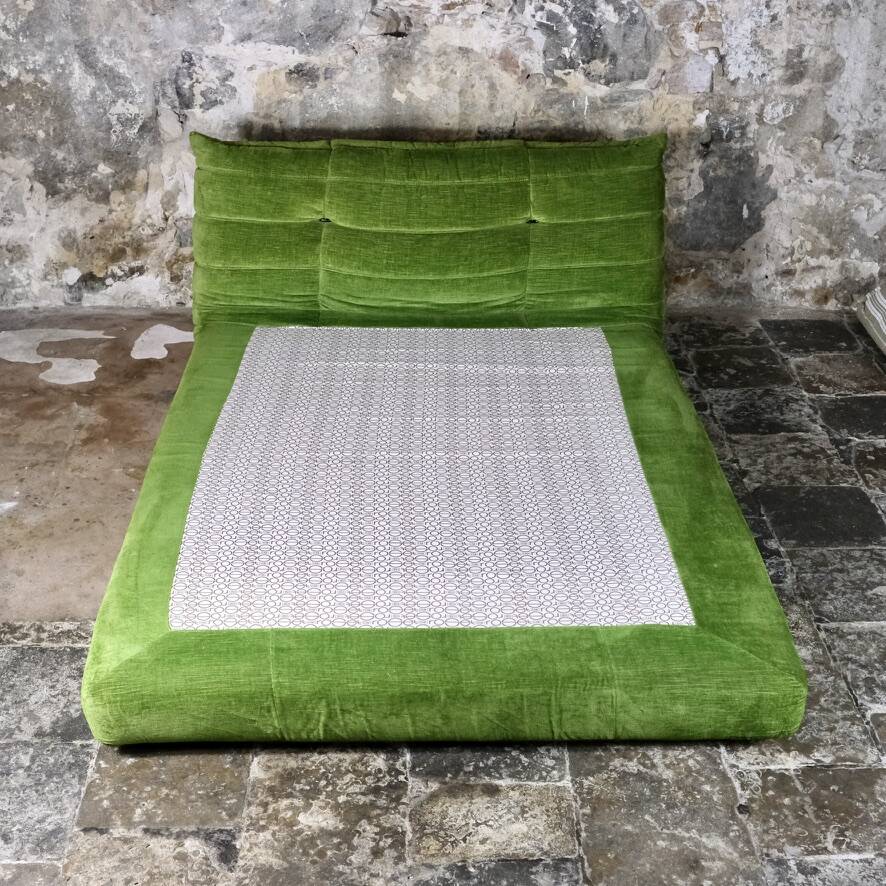 Original Togo velvet bed by Michel Ducaroy for Ligne Roset, 1970s