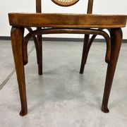 Thonet chairs no. 567 by Otto Prutscher for Café Heinrichshof