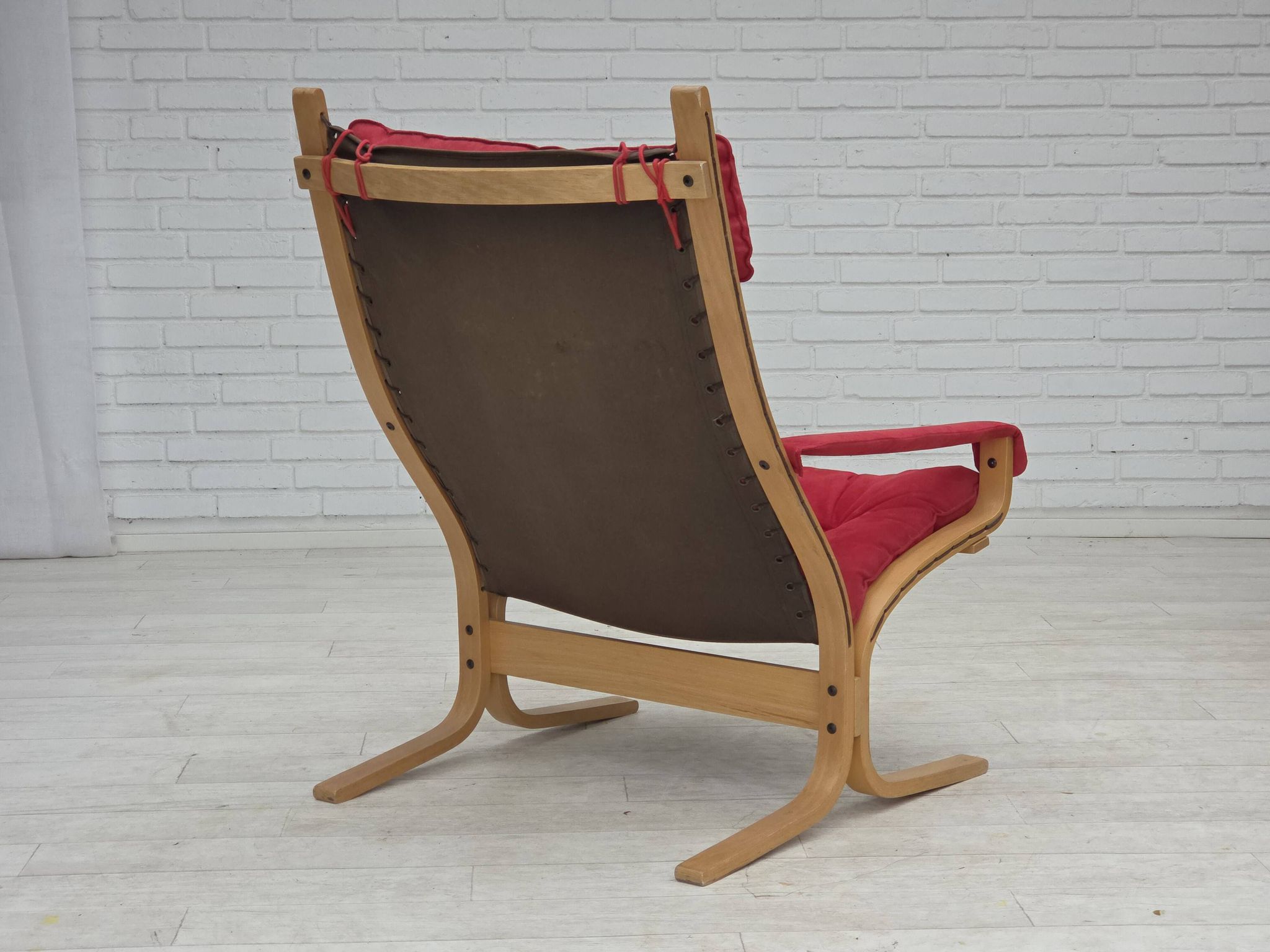 1970s, Norwegian design by Ingmar Relling, model "Siesta", set of 2 chairs.