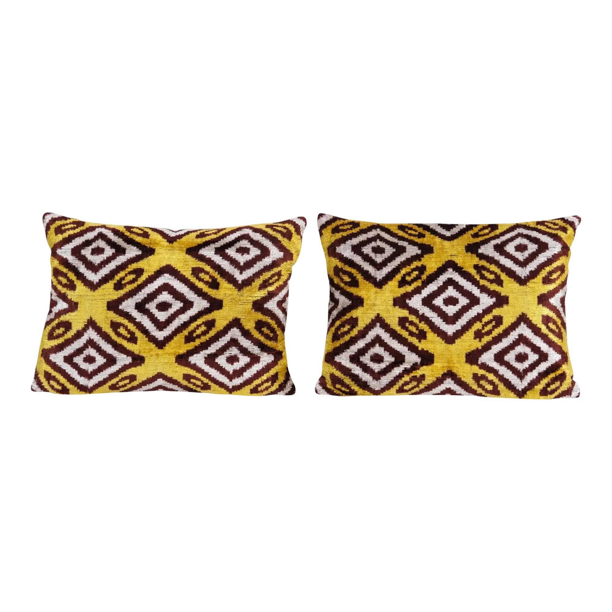 Set of 2 vintage ikat cushion covers 43x56 cm