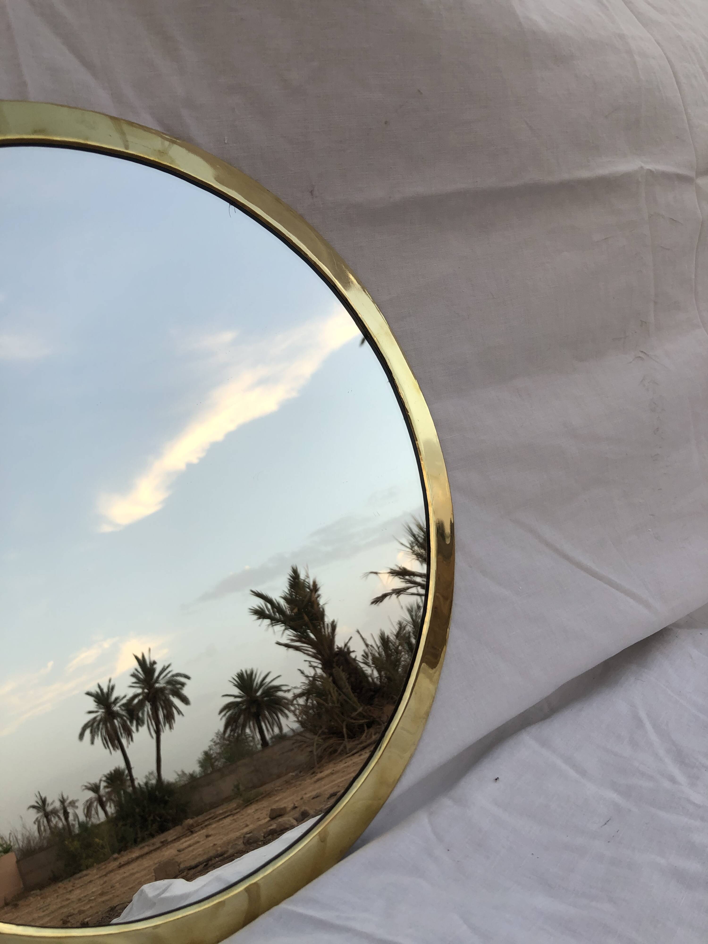 Set of 4 round polished brass mirrors – Moroccan craftsmanship – Vintage style