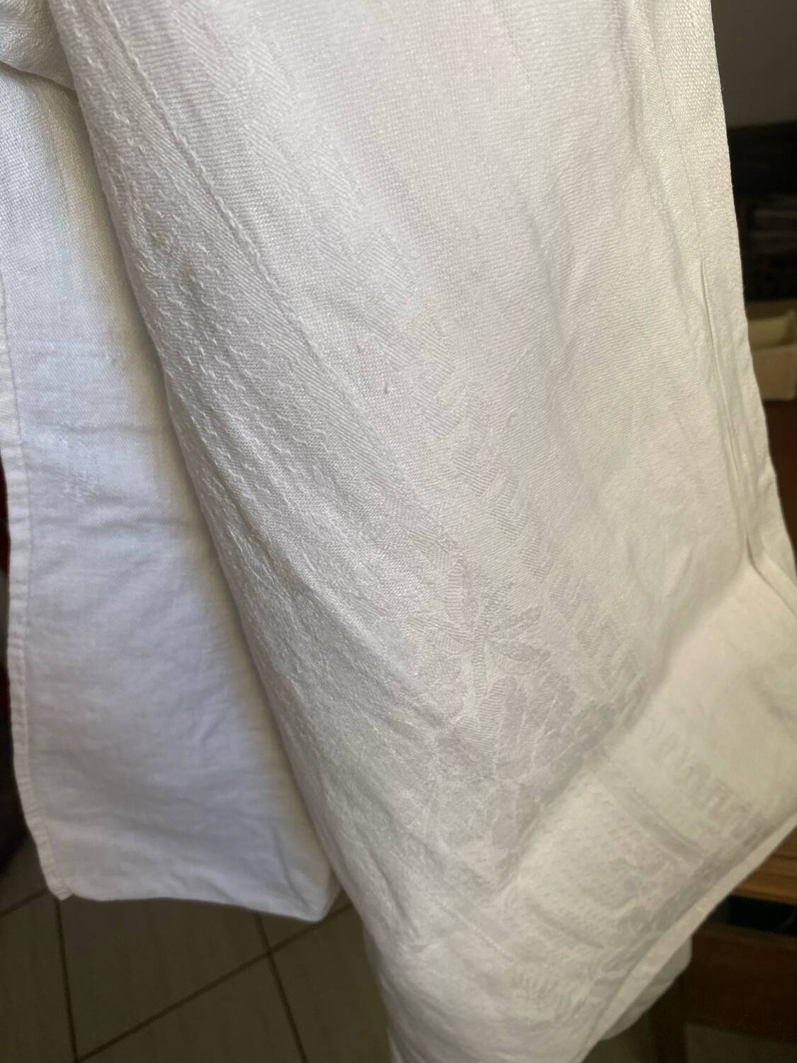 White cotton damask tablecloth, 1950s