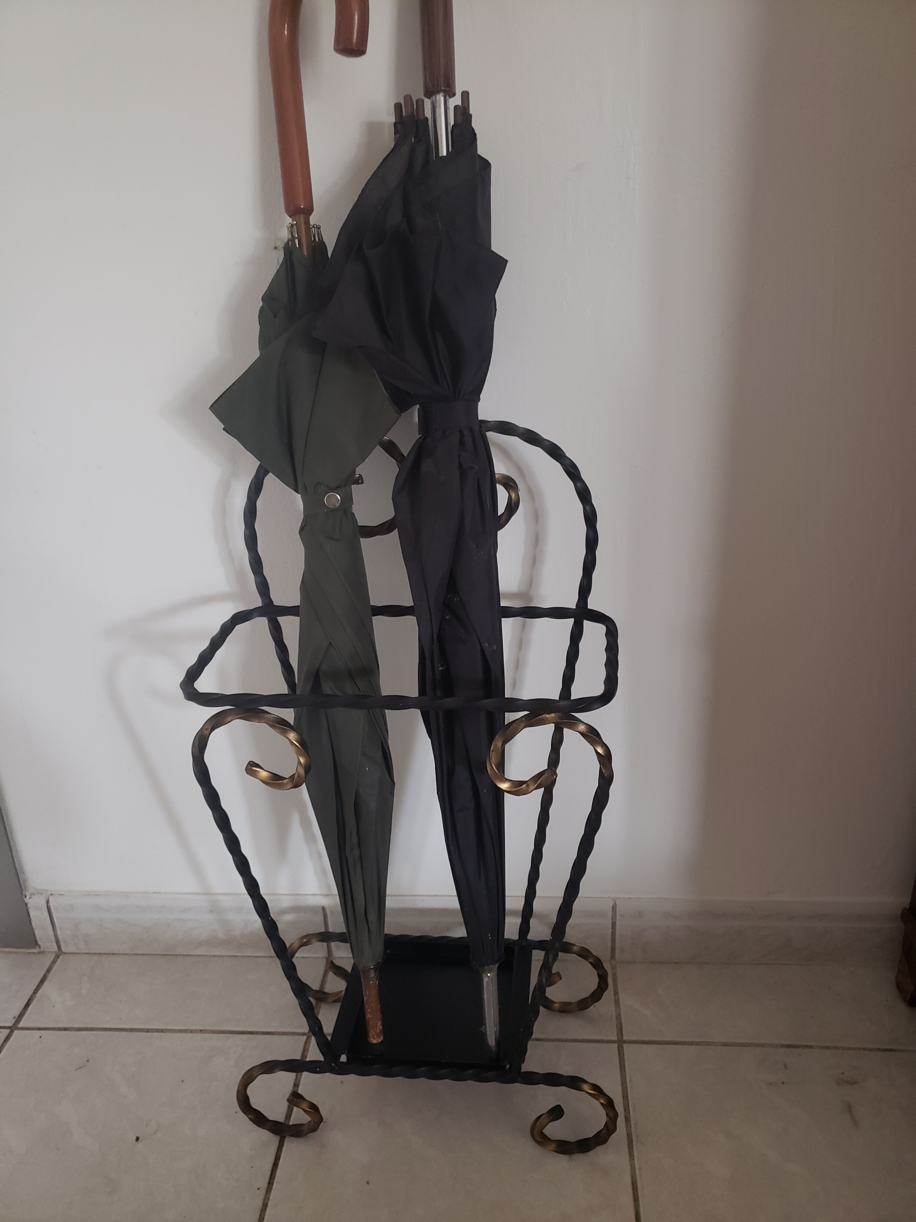 Umbrella rack