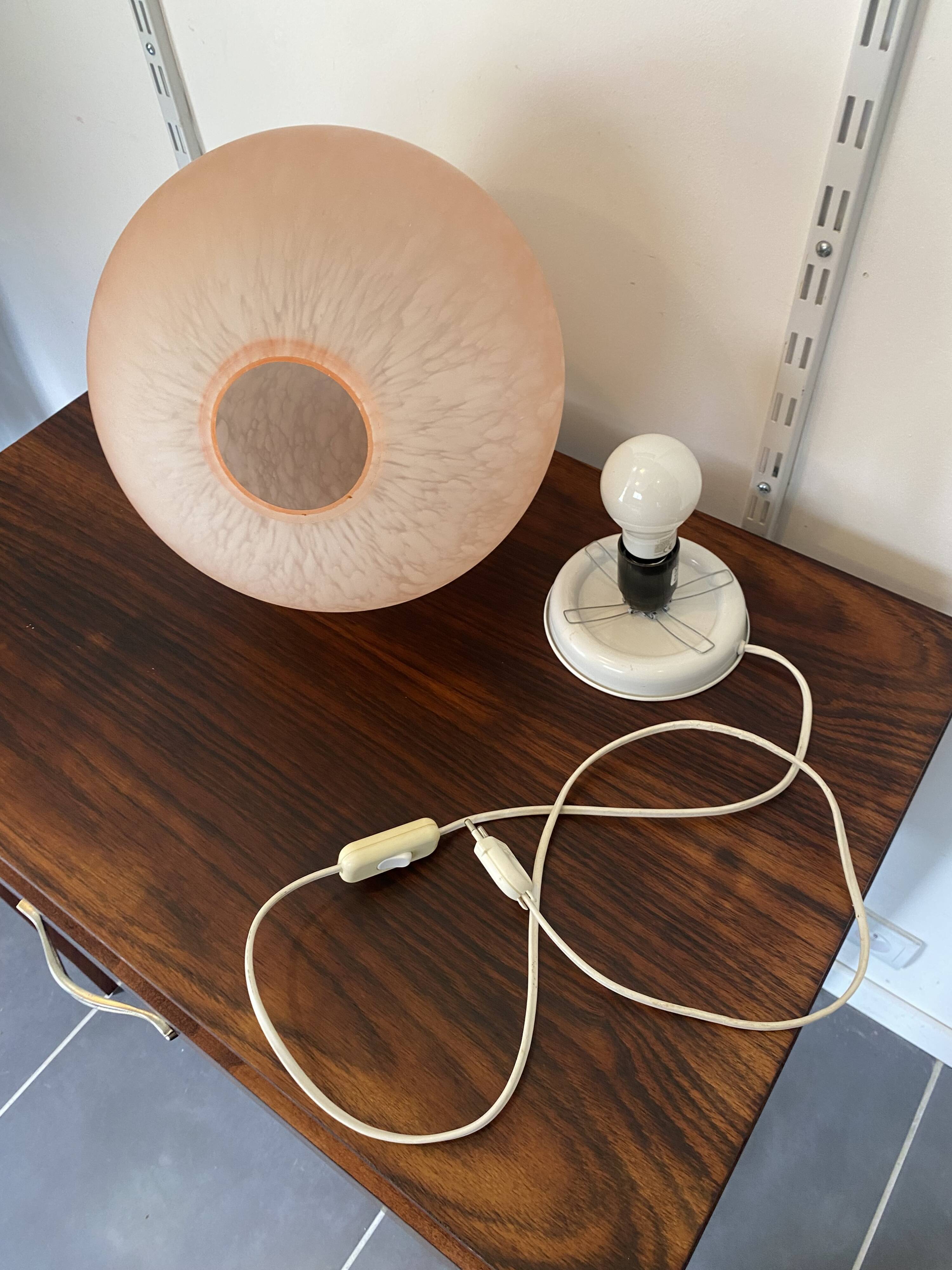 Vintage 1970s speckled glass egg lamp by Vianne in pink.