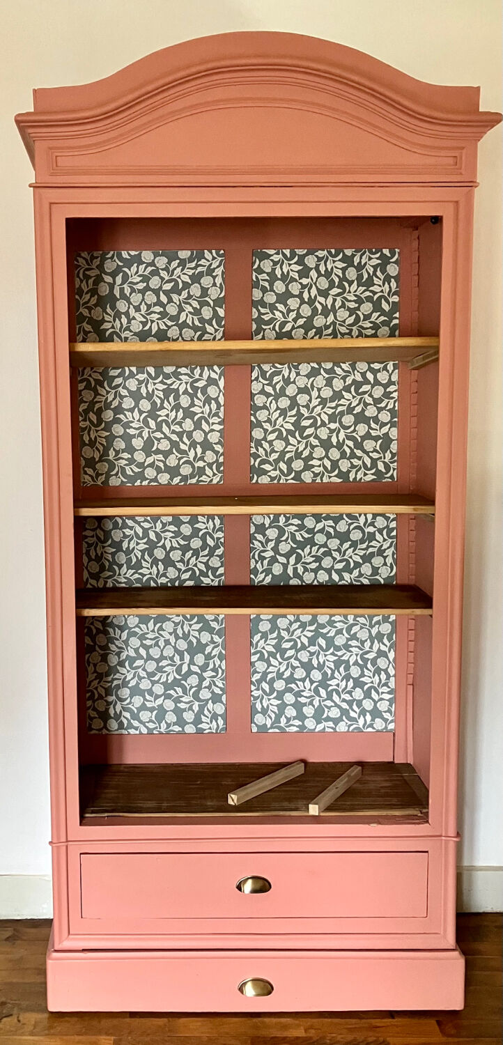 Children's wardrobe bonnet