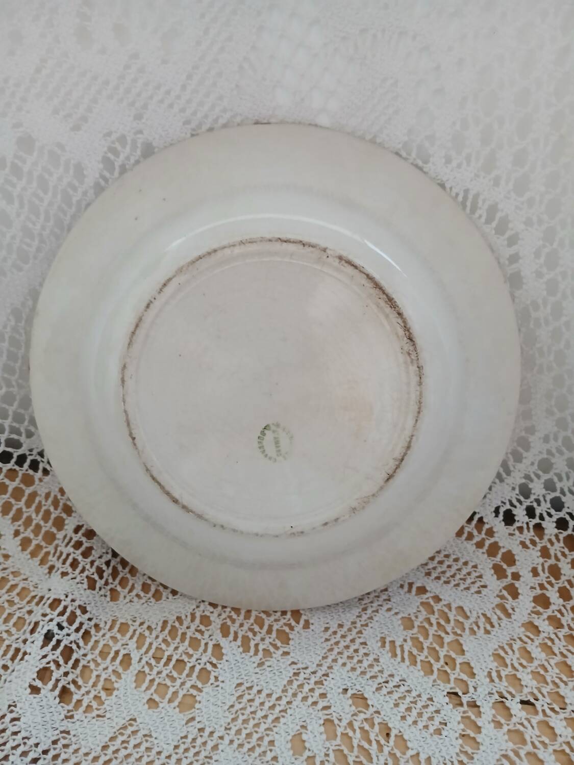 Old Saint Amand dish