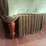 Fauteuil crapaud en velours vert art déco