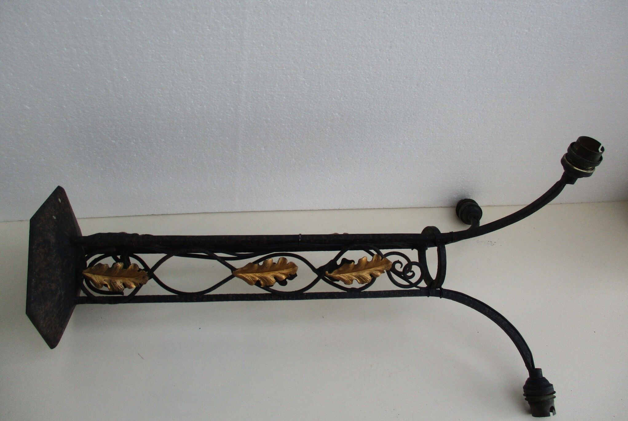 Wrought iron luster 3 branches day offpasped