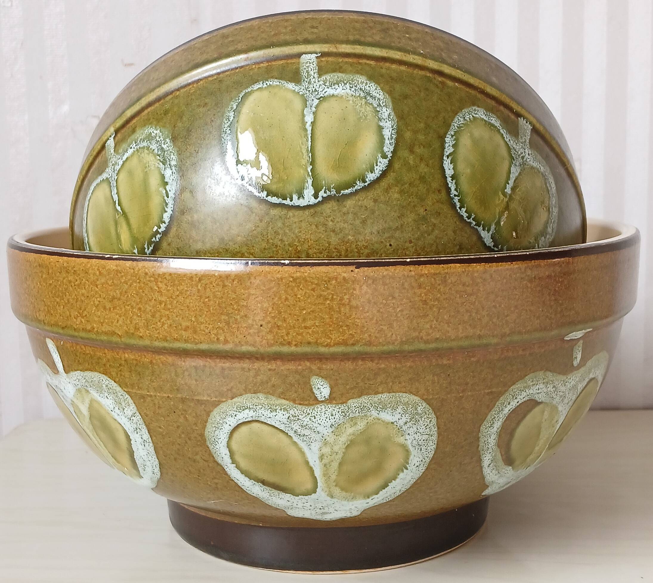 2 glazed ceramic salad bowls, stylized apples, 1970