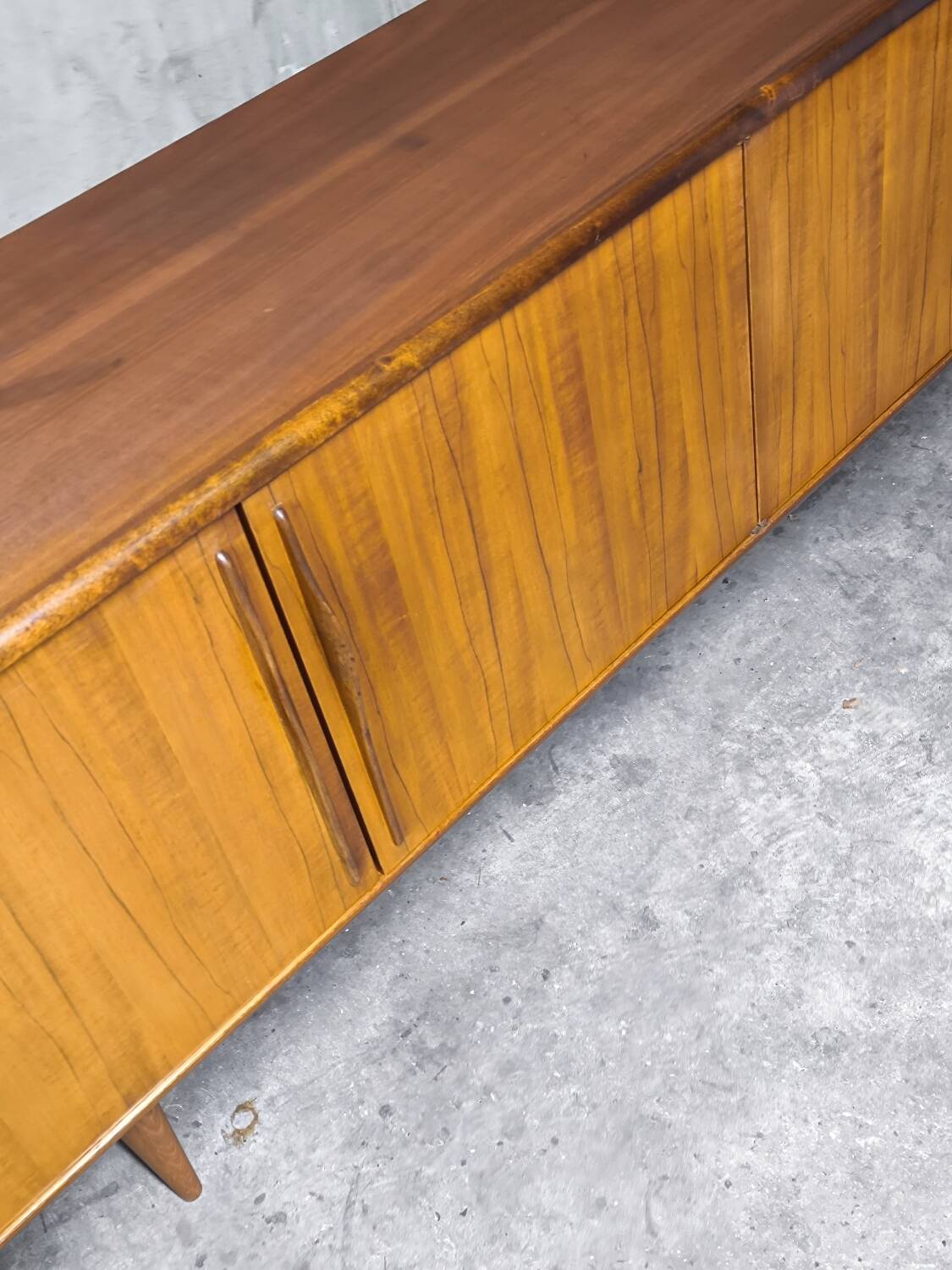 Enfilade scandinave vintage en palissandre