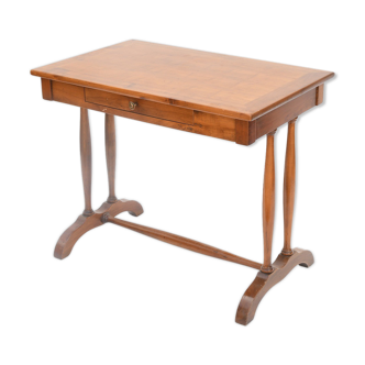 Table bureau