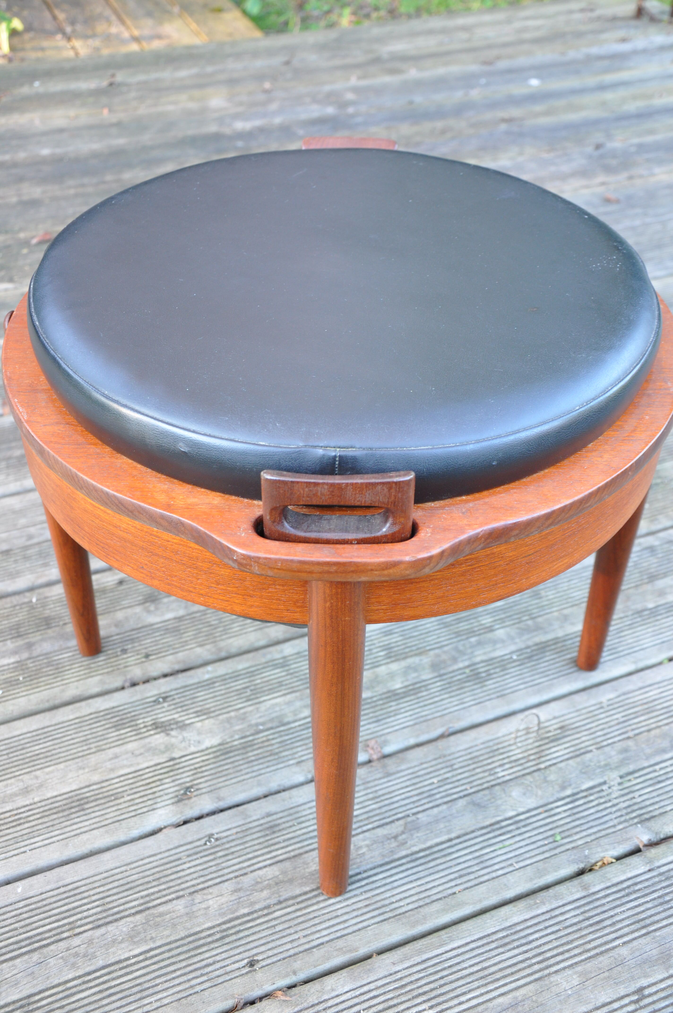 Stool BJ. Hansen  60s