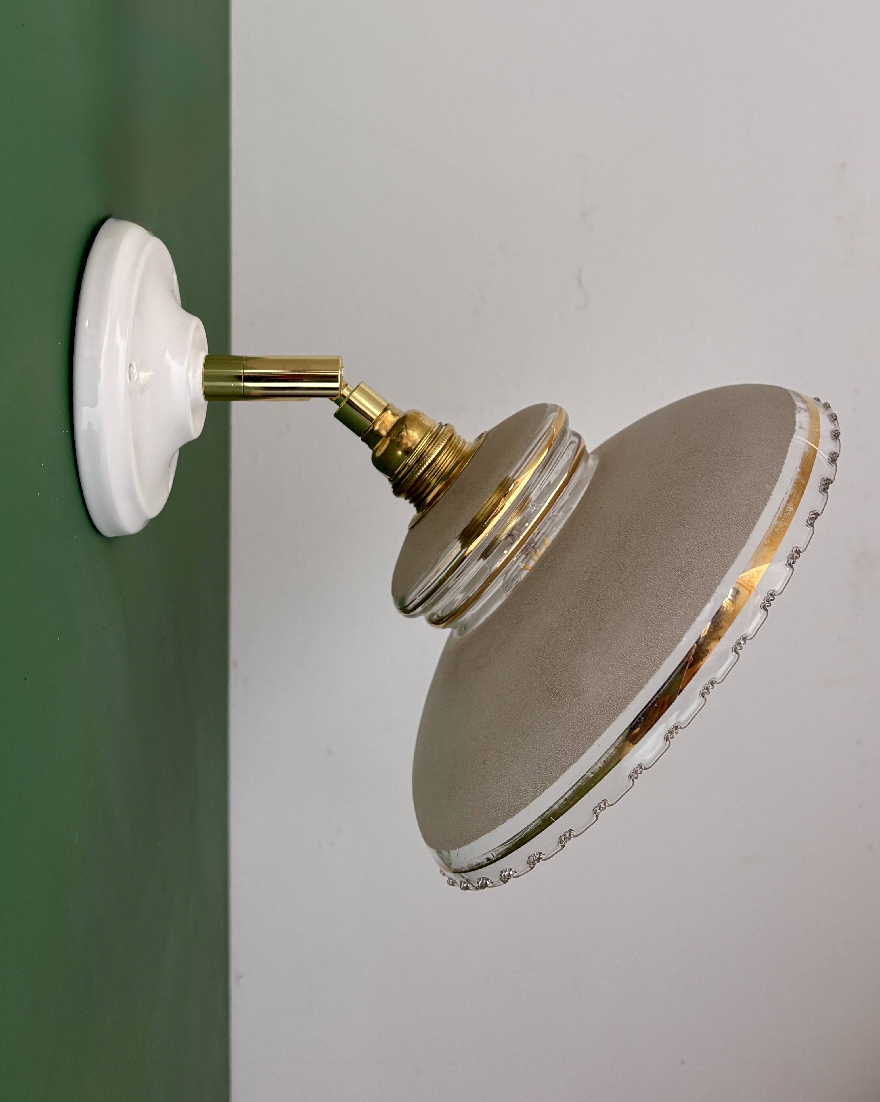 Vintage wall lamp with white and gold granite glass shade