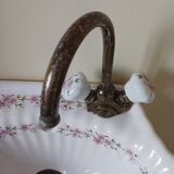 Lavabo ancien en porcelaine de France