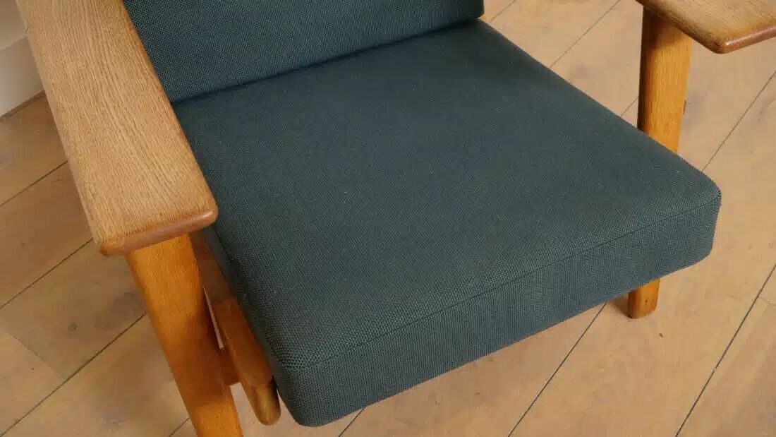 Vintage armchair | Hans Wegner | Oak | model GE290