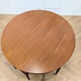 Roundette table and chairs by Hans Olsen
