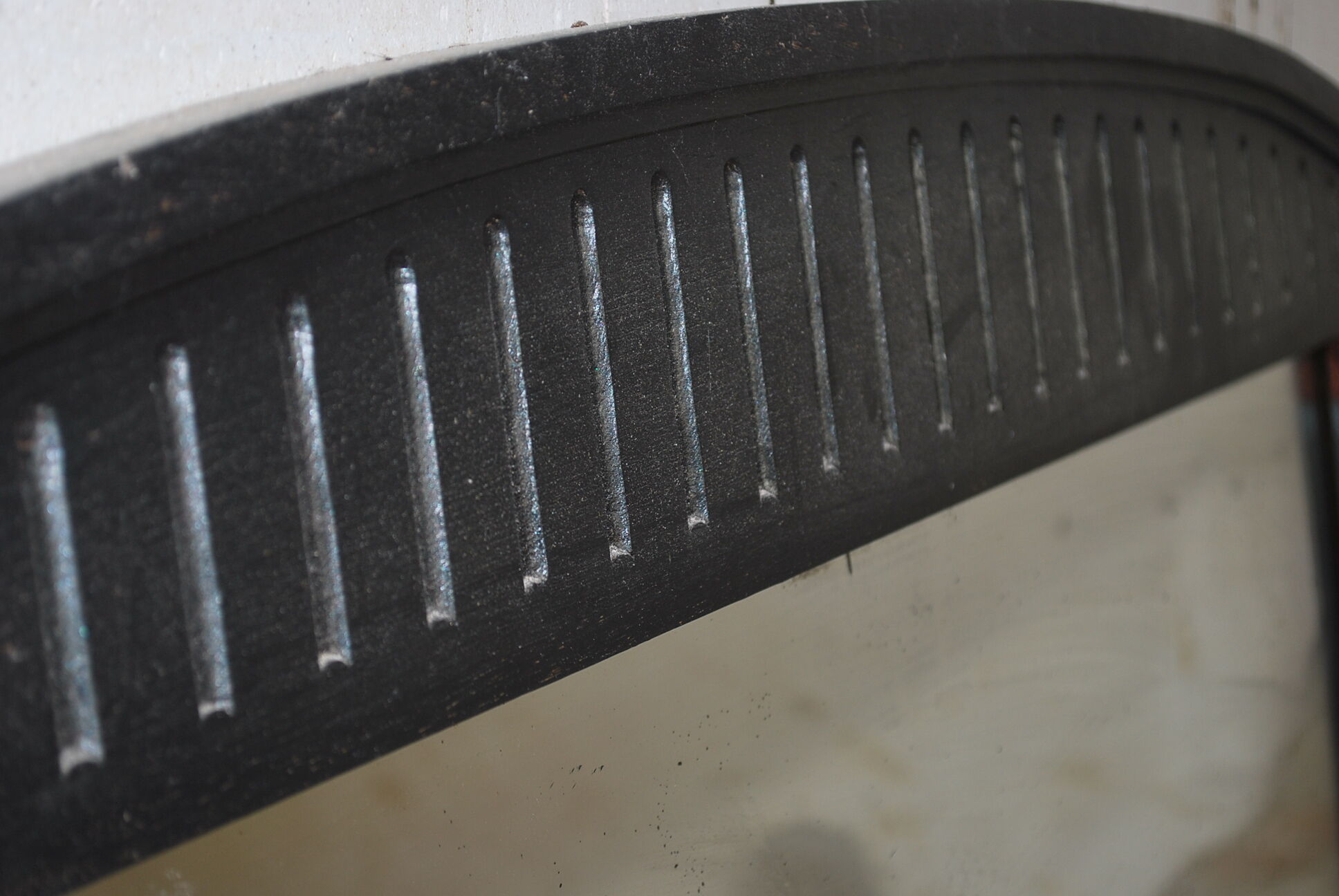 Black fireplace mirror 95x141cm