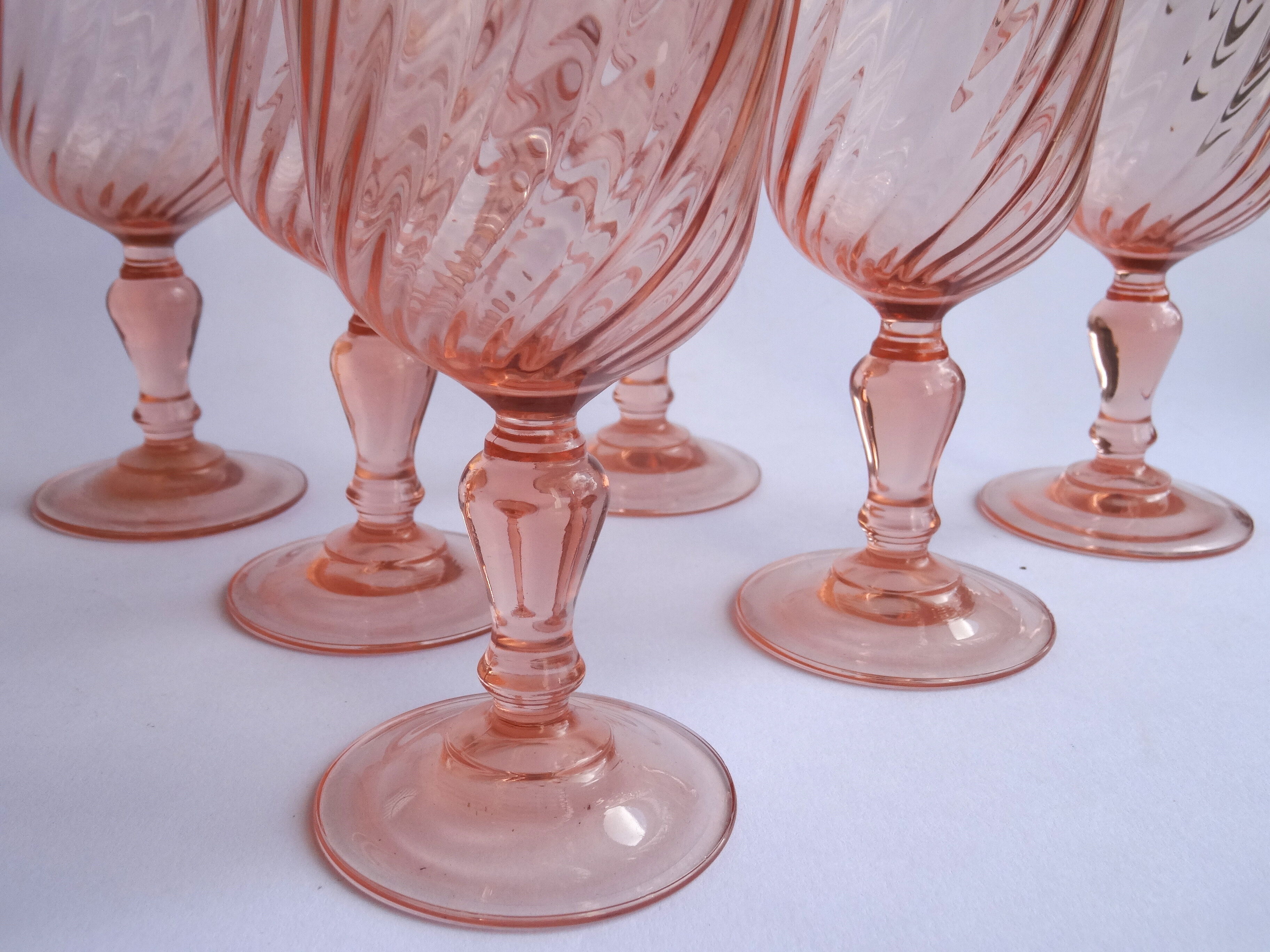 6 Luminarc Rosaline white wine glasses