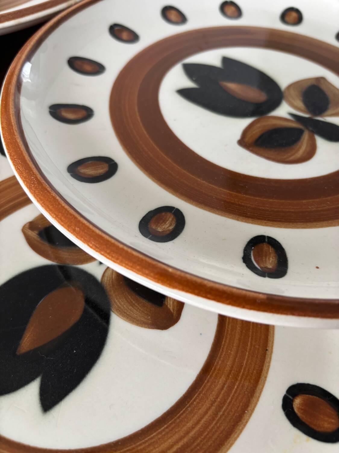 Set of 6 vintage Boch La Louviere plates, 1970s kimono model