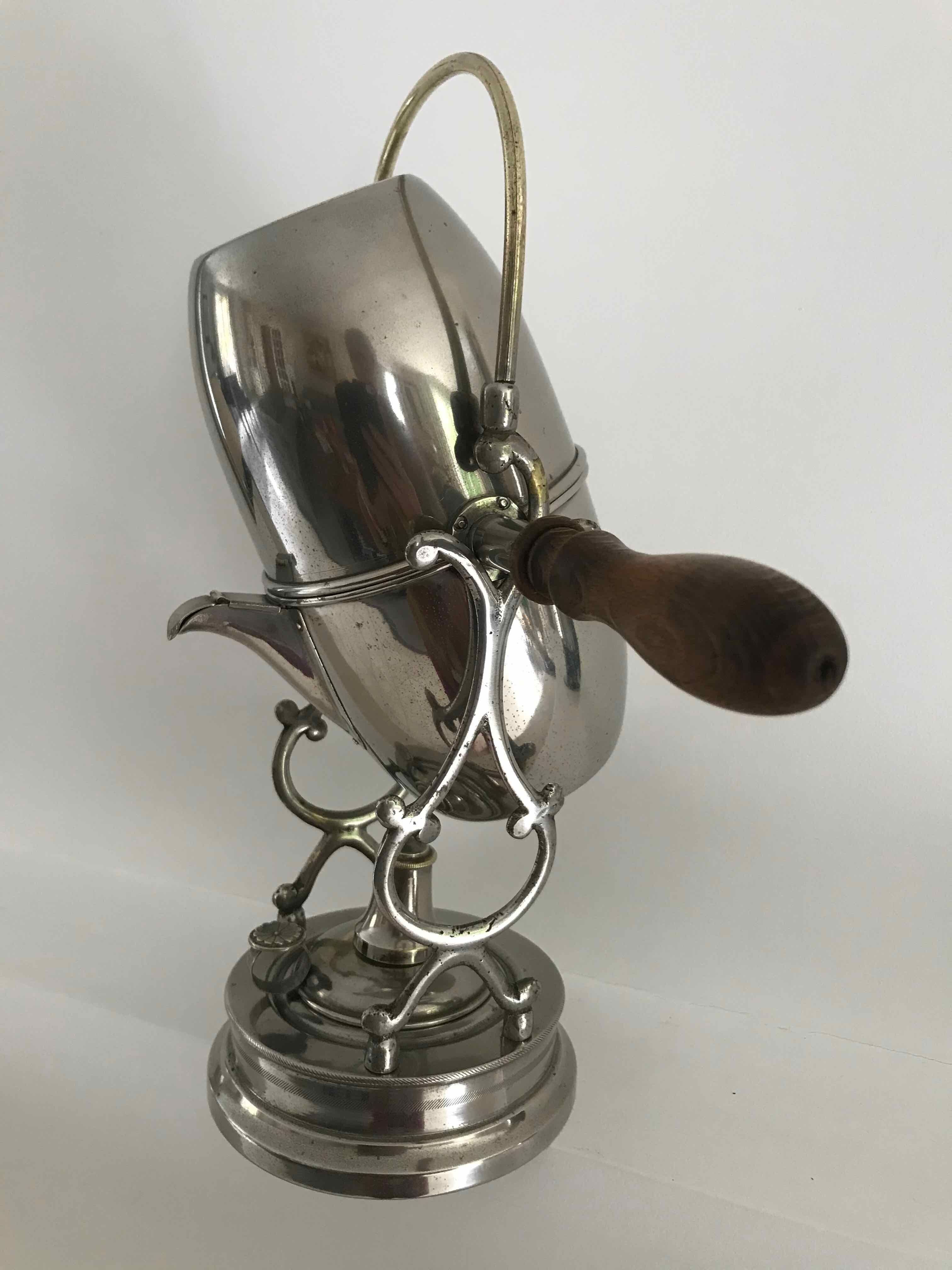 Ancienne cafetière à renversement en métal argenté