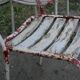 Chaises Tolix t2 par Xavier Pauchard