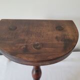 Tripod stool with turned wooden legs