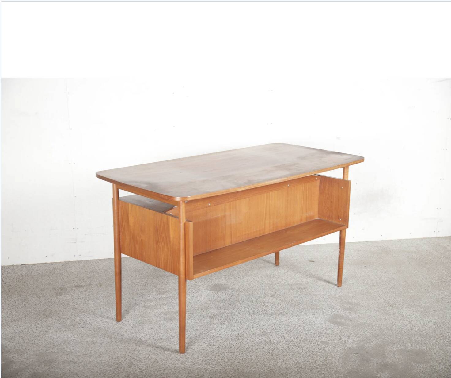 Teak desk by gunner nielsen for tibergaard, 1960