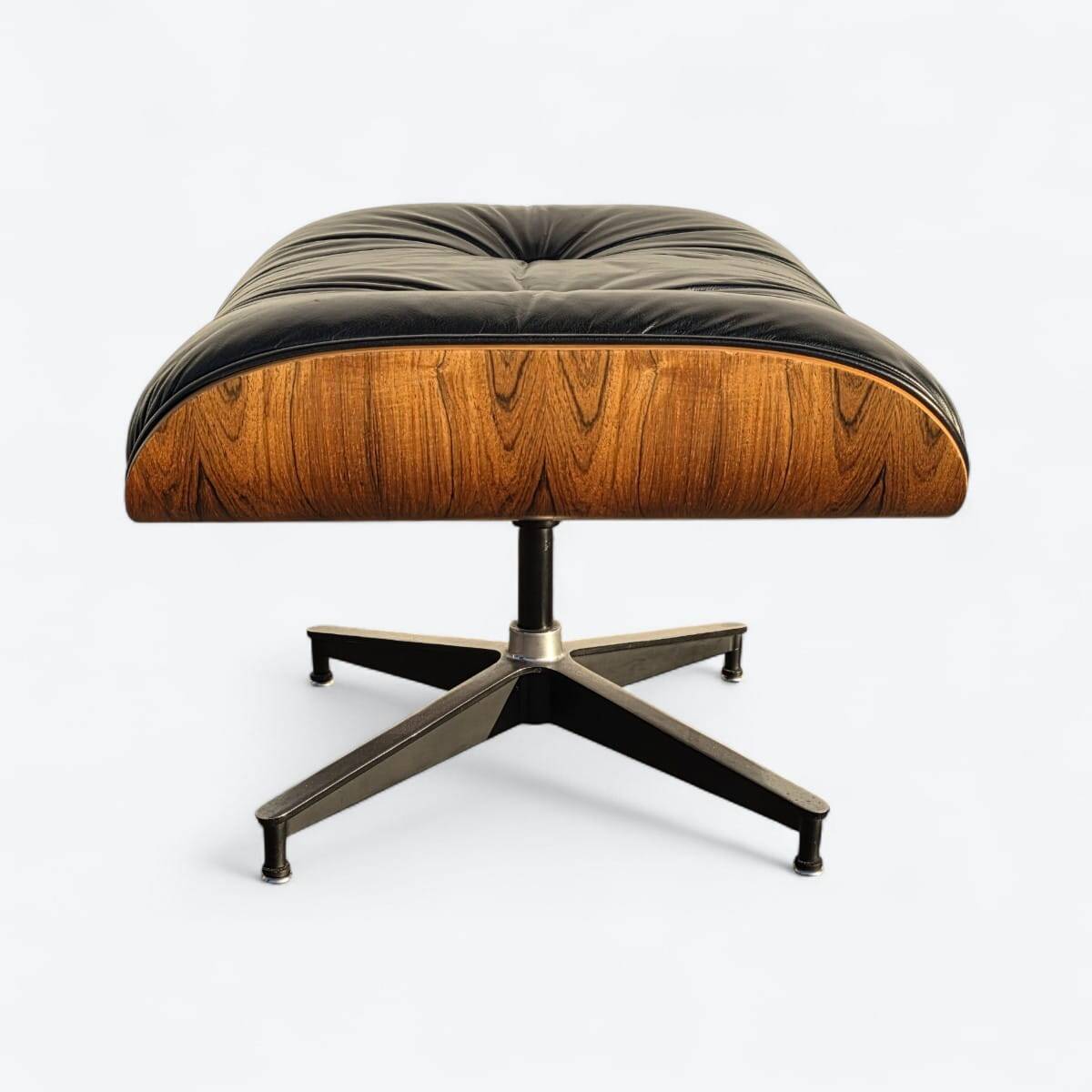 Black & Rosewood Herman Miller Original Eames Lounge Chair & Ottoman