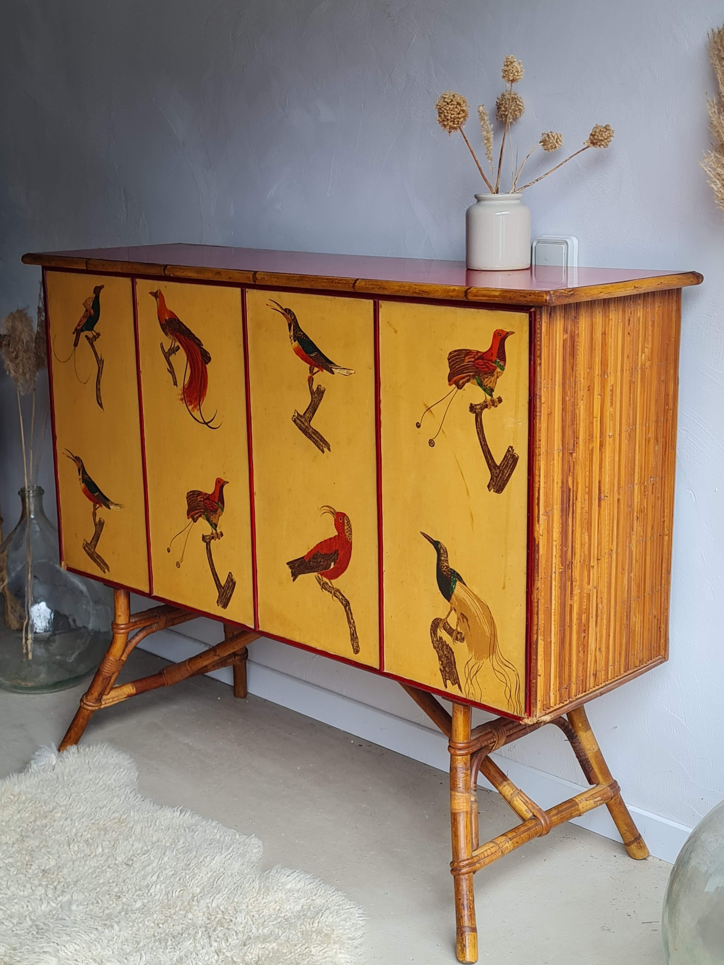 Bar rattan foot compass