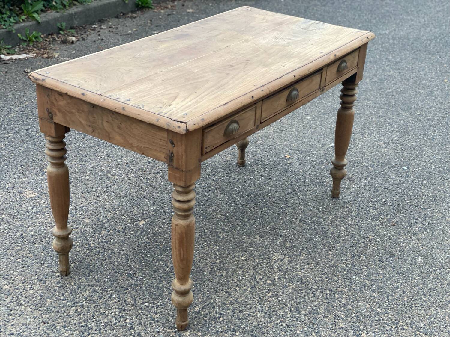 Renovated 3-drawer solid wood desk