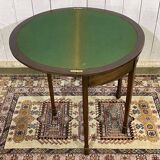 English game table in mahogany from the early 20th century.