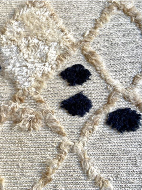 Berber carpet Luna 242 x 167 cm